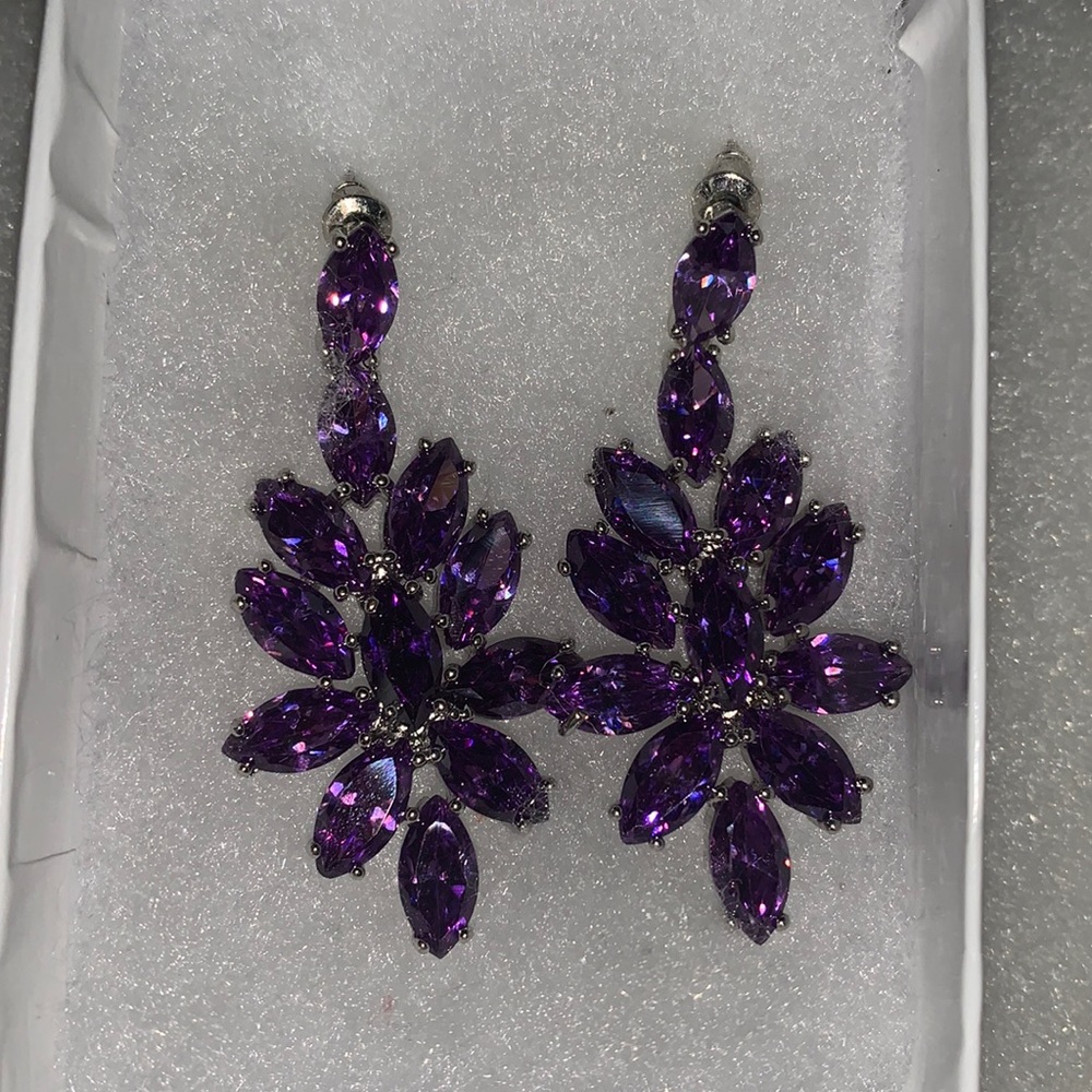 Authentic genuine amethyst stone earrings.